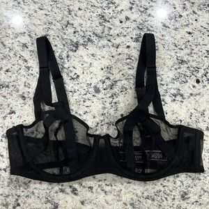 Victoria’s Secret Very Sexy unlined balconet